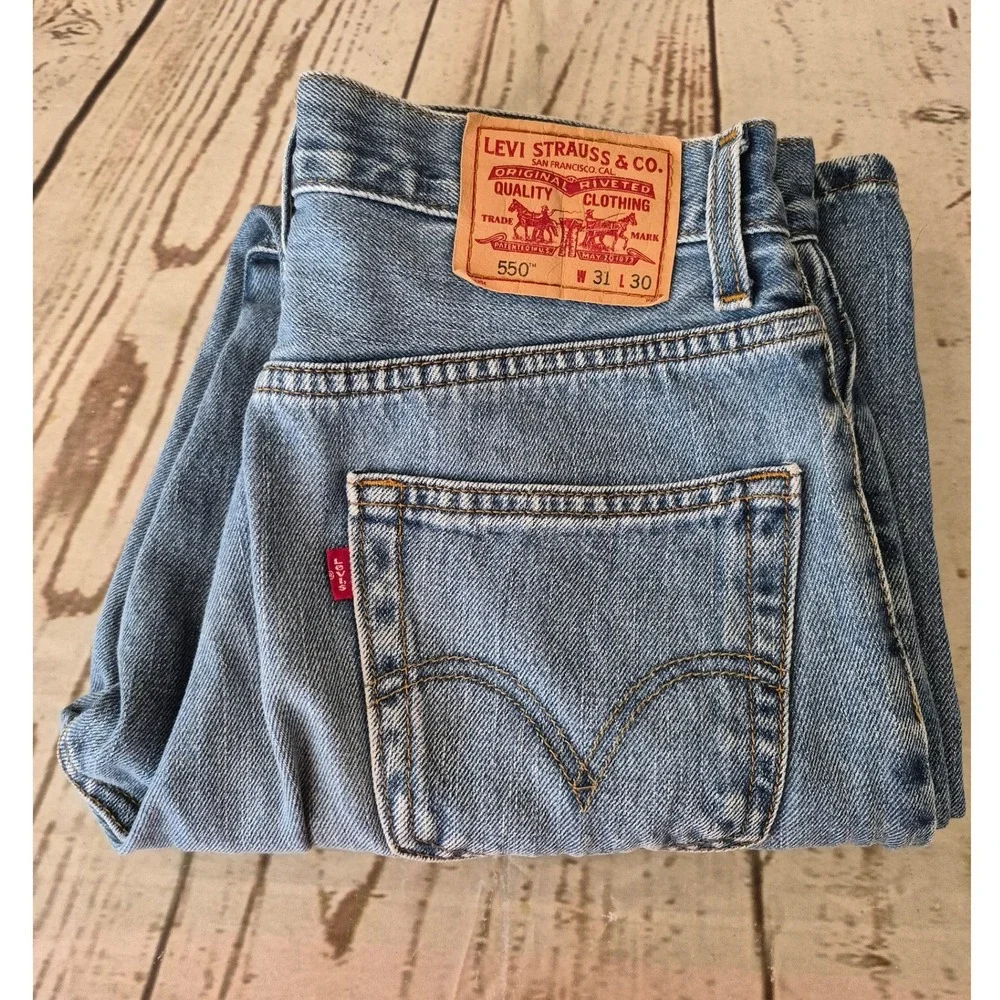 Levis 550 Relaxed Fit Jeans Mens 31x30 Medium Wash Tapered Leg Denim